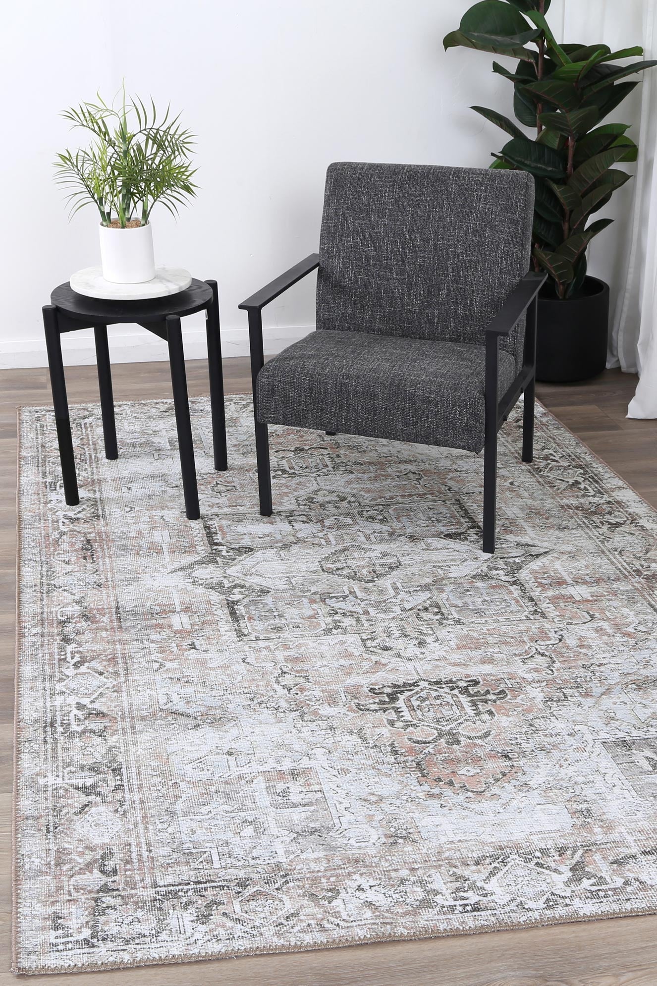 Motueka Berossus Nuzi Grey Machine Washable Rug