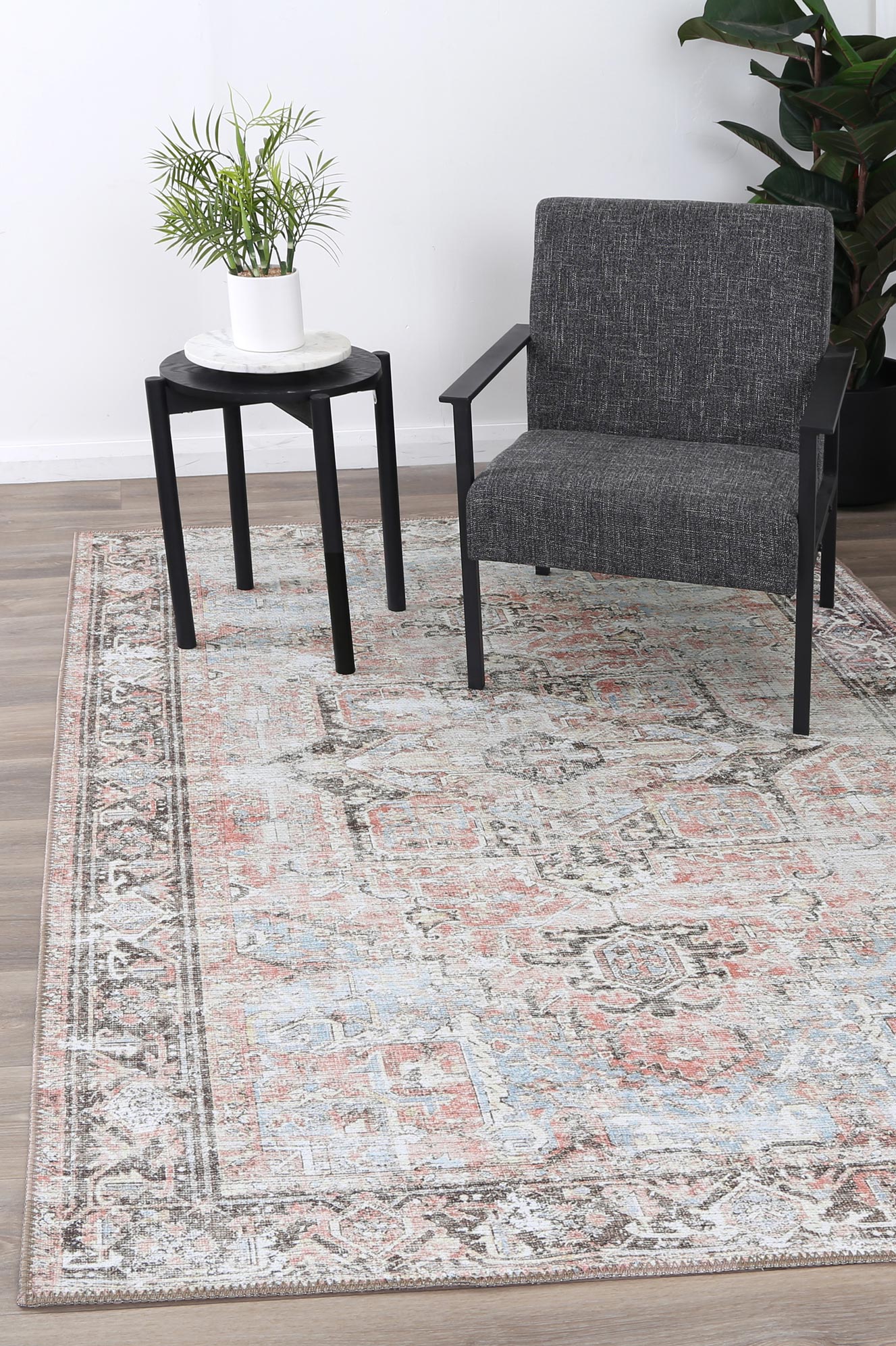 Motueka Berossus Nuzi Multi Machine Washable Rug