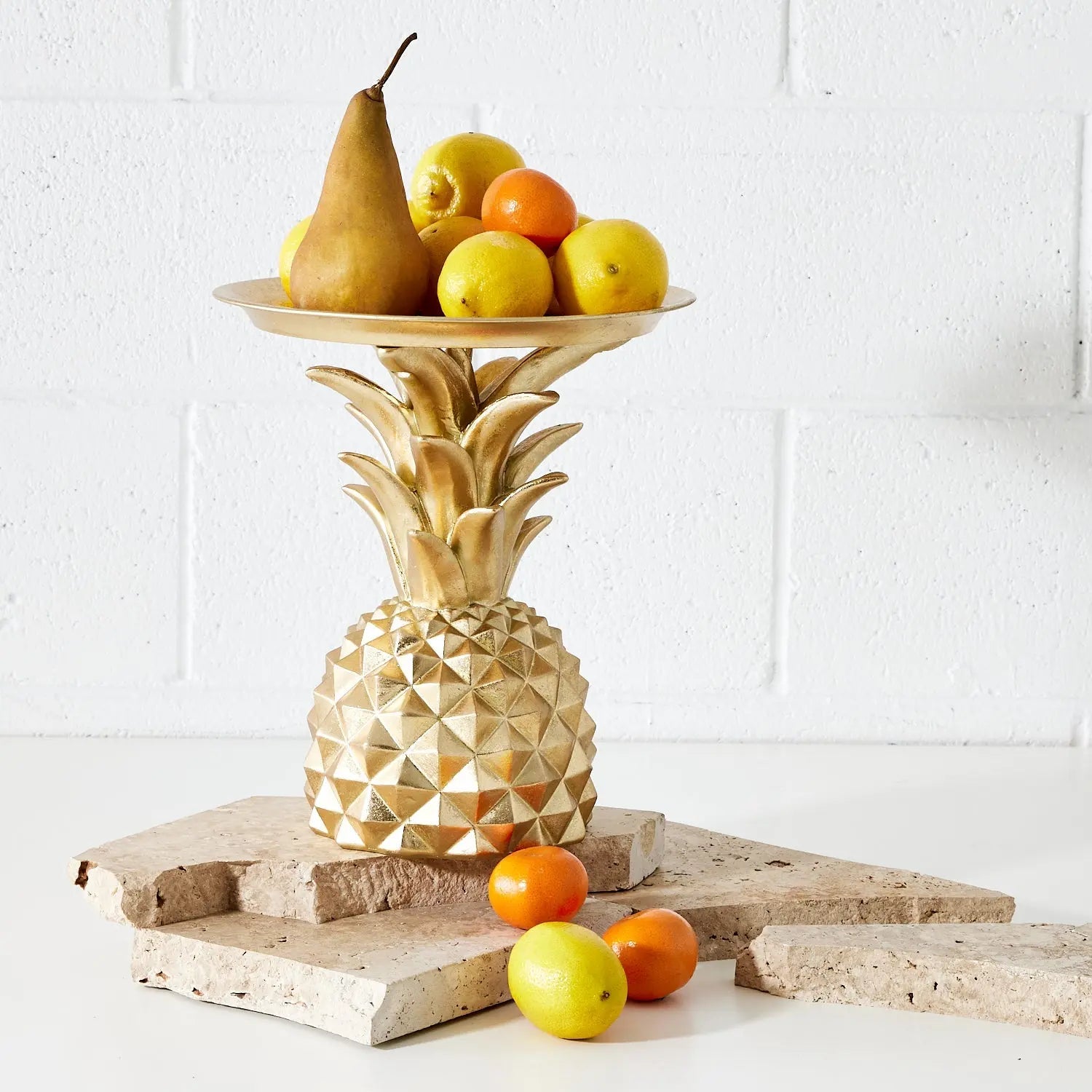 Resin Gold-Leaf Pineapple Stand KAILE