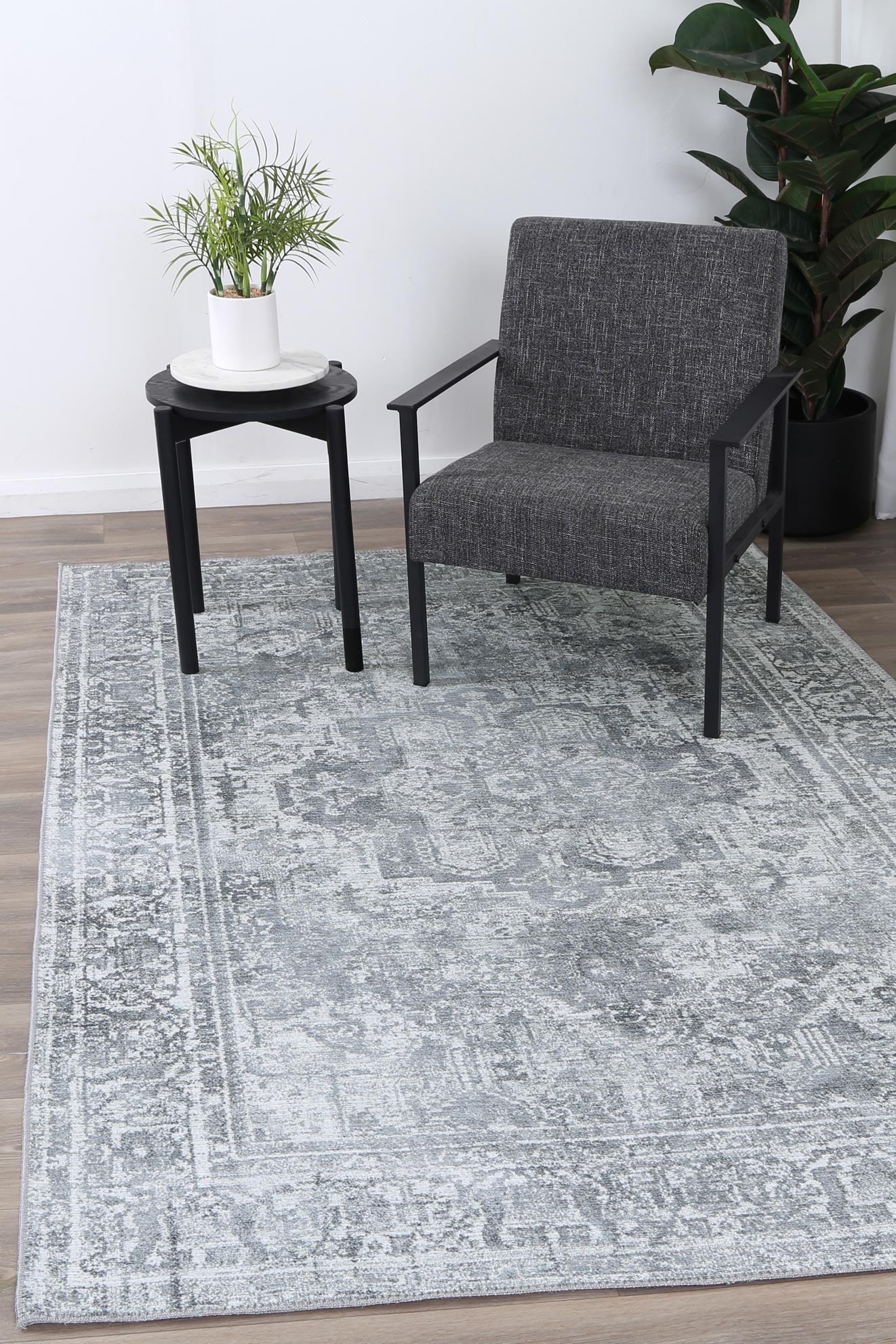 Takaka Arbela Charcoal Machine Washable Rug