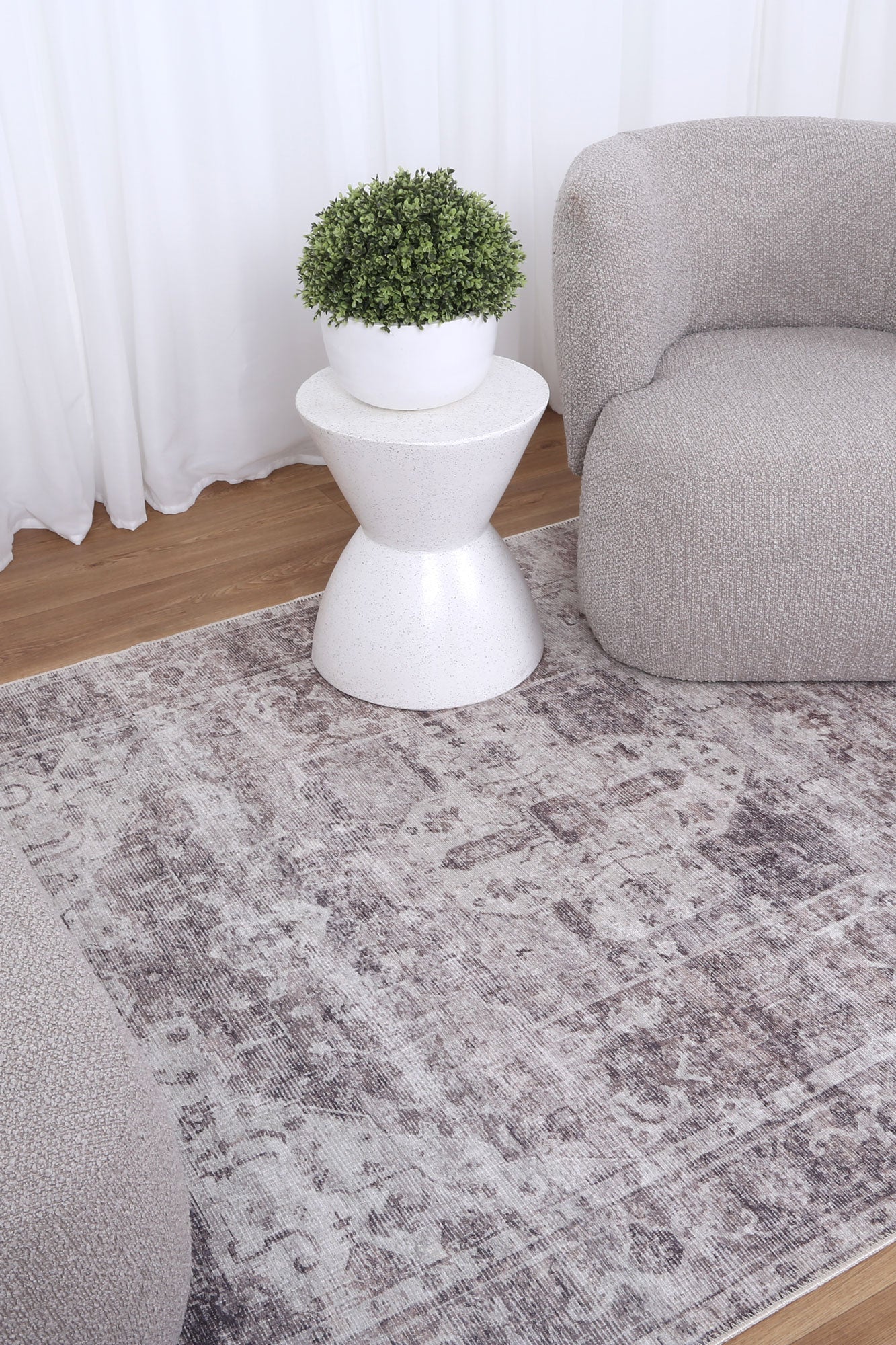 Pohutukawa Chateau Ash Machine Washable Rug