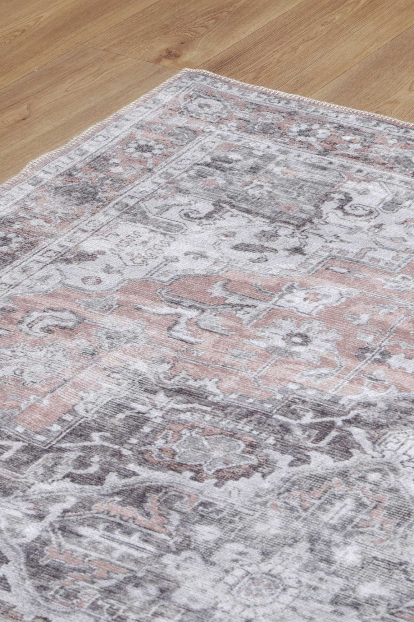 Matakana Cezanne Blush Distressed Vintage Washable Rug