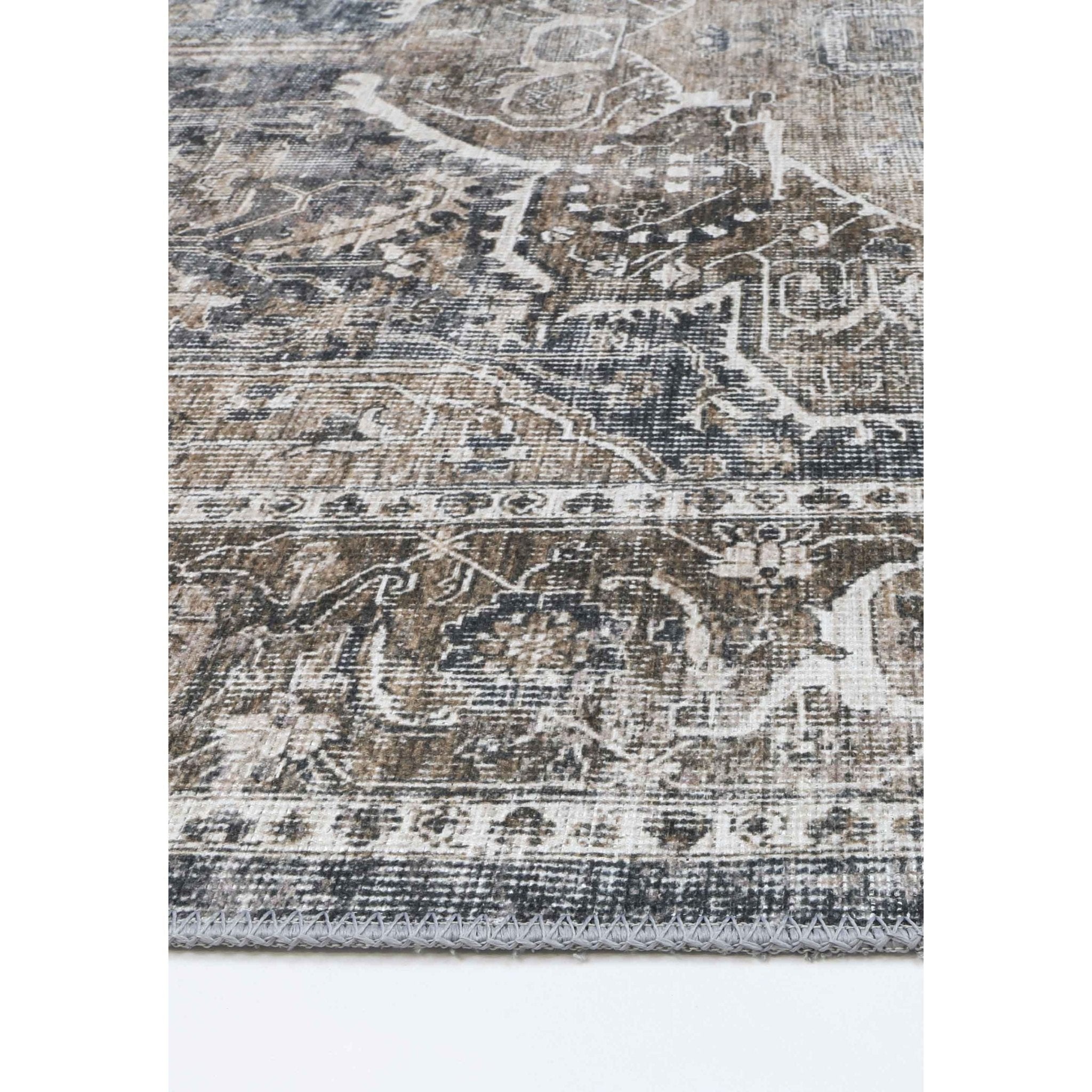 Waiheke Kendra Ash Distressed Vintage Round Washable Rug