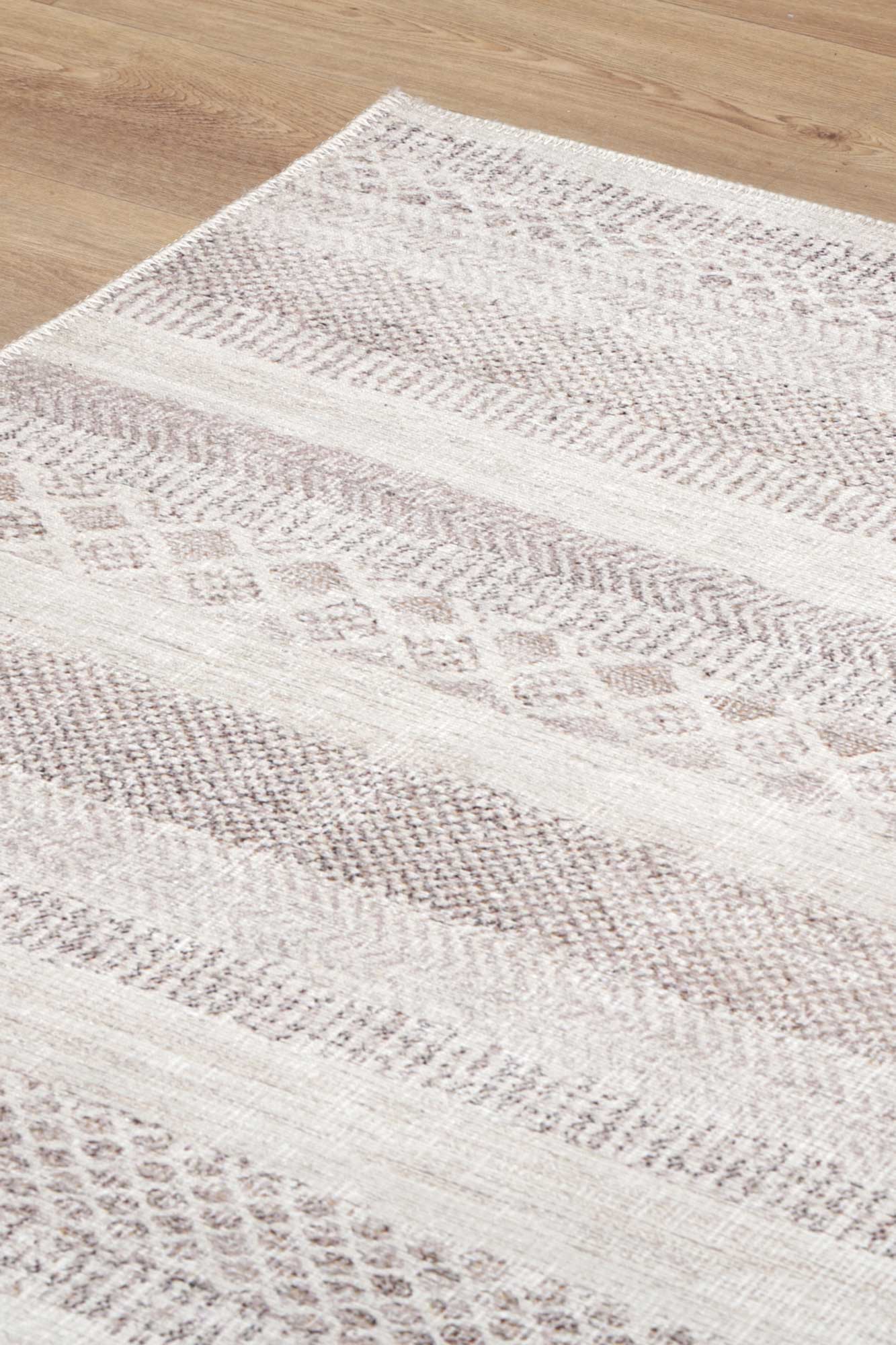 Kaikoura Mojave Lines Desert Beige Washable Rug